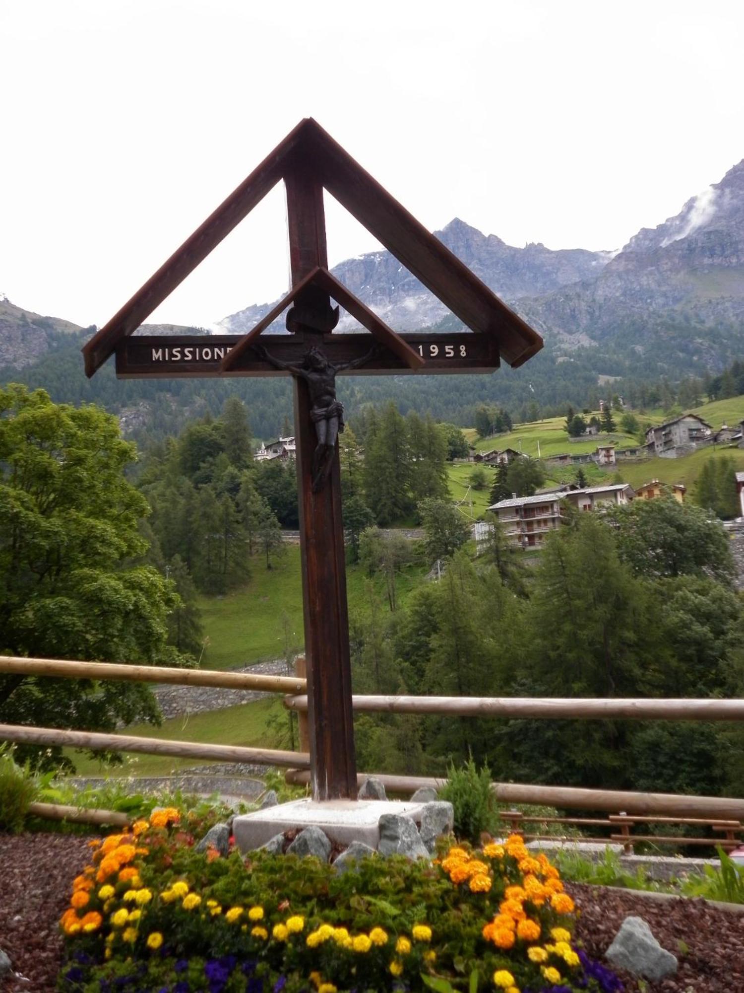 B&B A Pankeo Valtournenche Kültér fotó